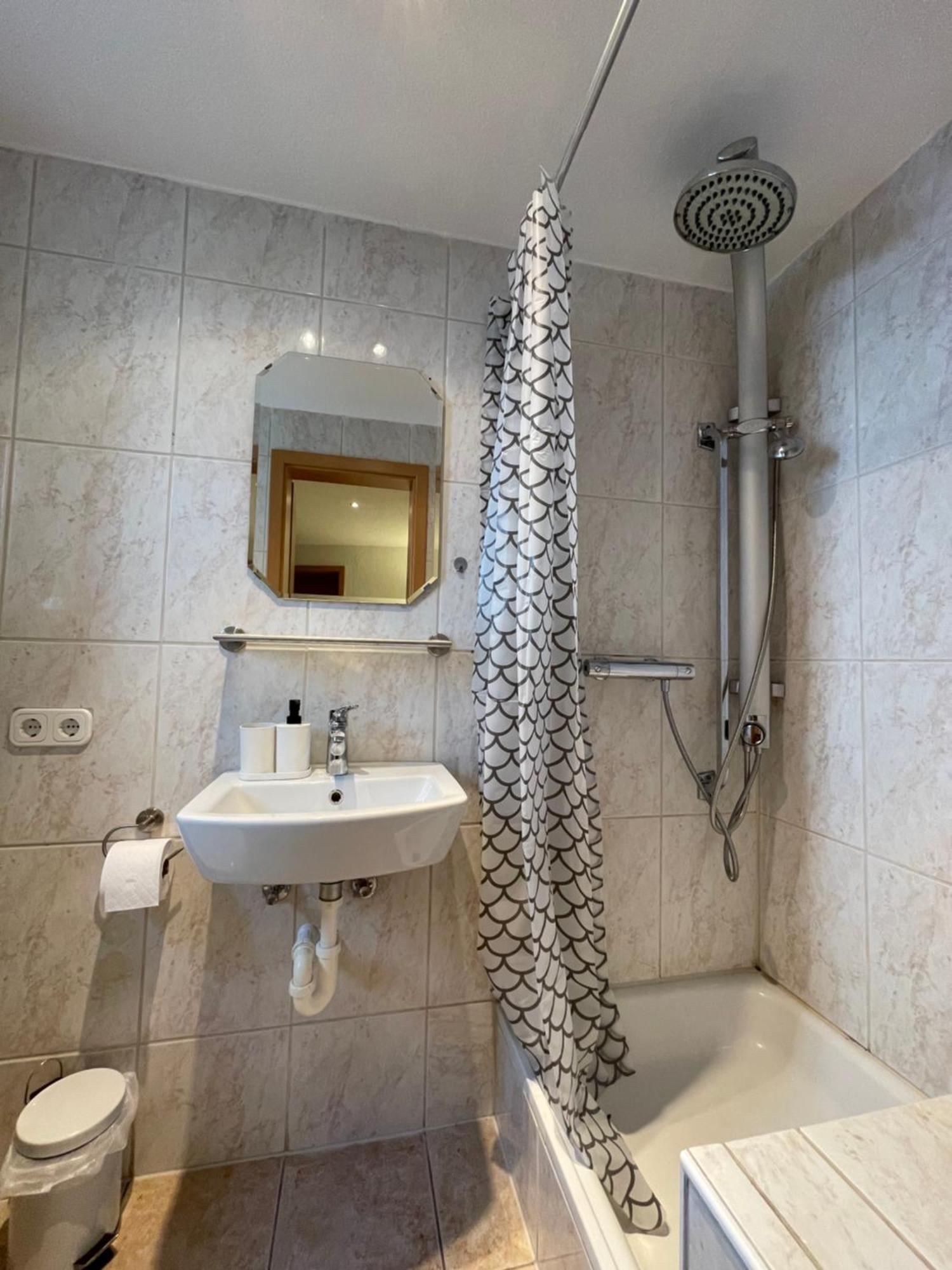 Apartment Violine2 Am Bahnhof-City Байройт Екстериор снимка